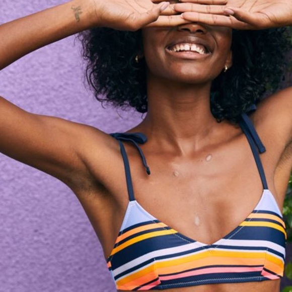 NWT Aerie V Scoop Bikini Top M - Picture 2 of 10